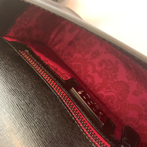 Thale Blanc Saffiano Snakeskin Leather Crossbody. - Picture 8 of 8